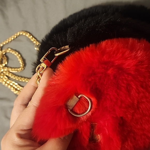 Red and Black Heart Bag - Picture 7 of 7